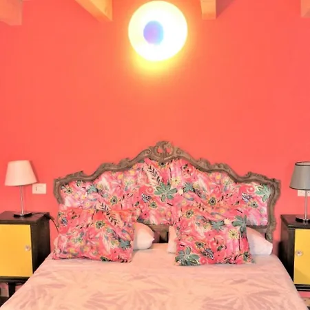 Miro - Escape With Romantic View Balcony Lezzeno