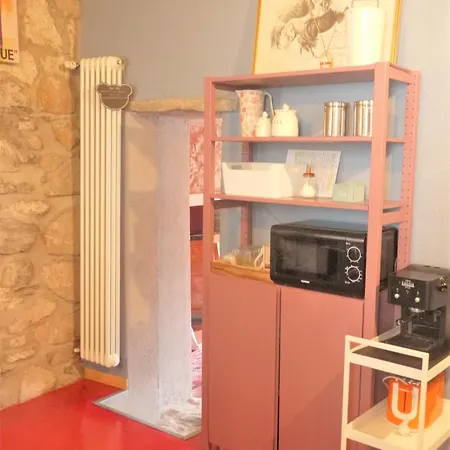 Apartment Miro - Escape With Romantic View Balcony *