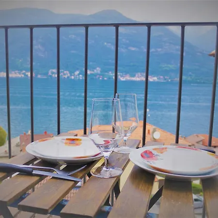 Miro - Escape With Romantic View Balcony Apartamento