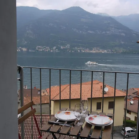 Miro - Escape With Romantic View Balcony Apartment