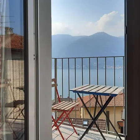Apartment Miro - Escape With Romantic View Balcony *